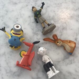 Kids Toy Figurine Set - Multicolor